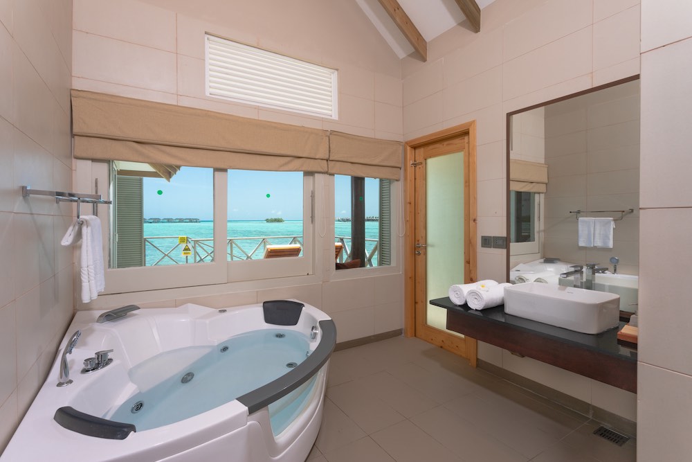 Water Bungalow photo 9